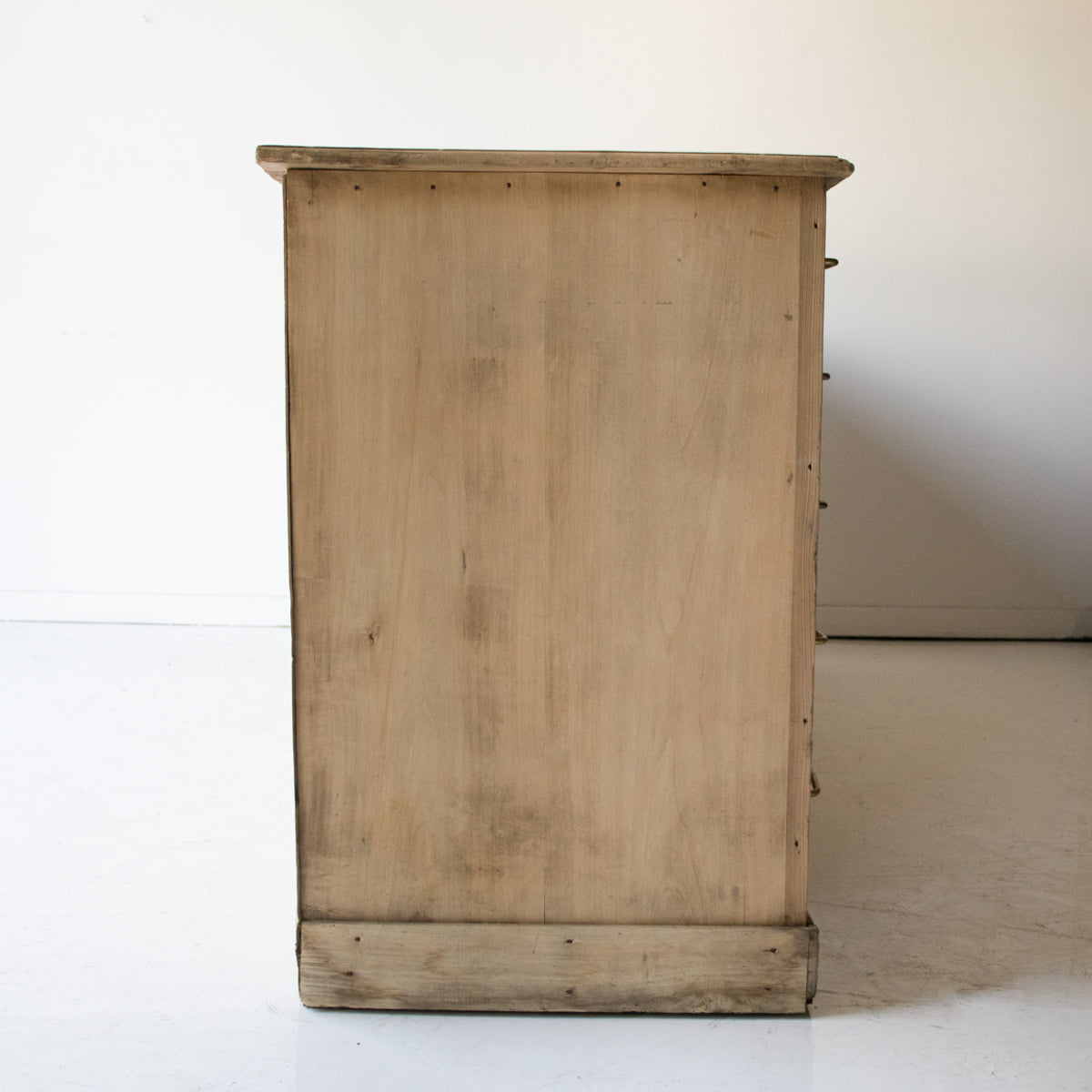 Armoire à mercerie