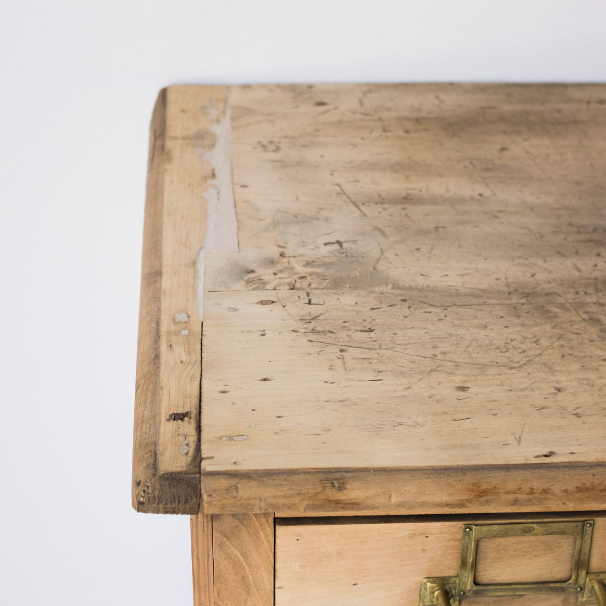 Armoire à mercerie