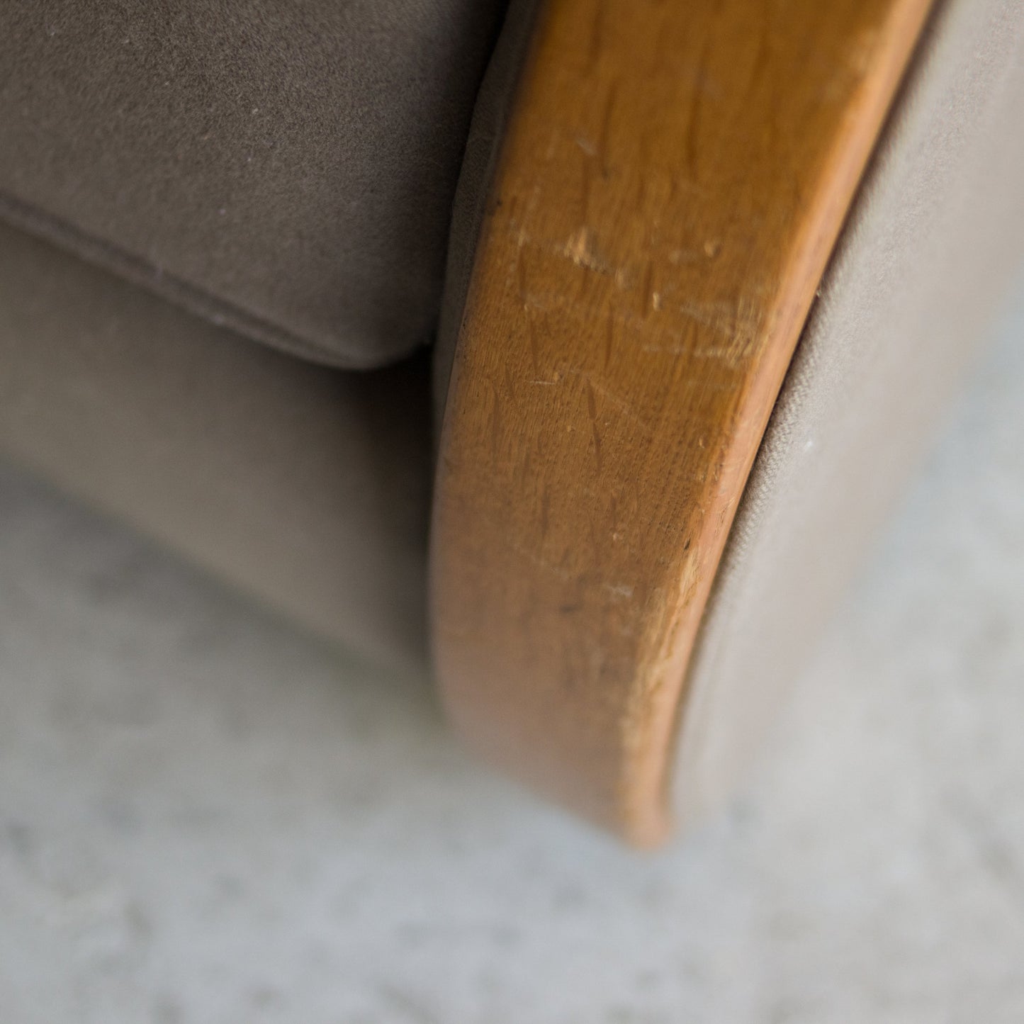 Paire de fauteuils des années 1940