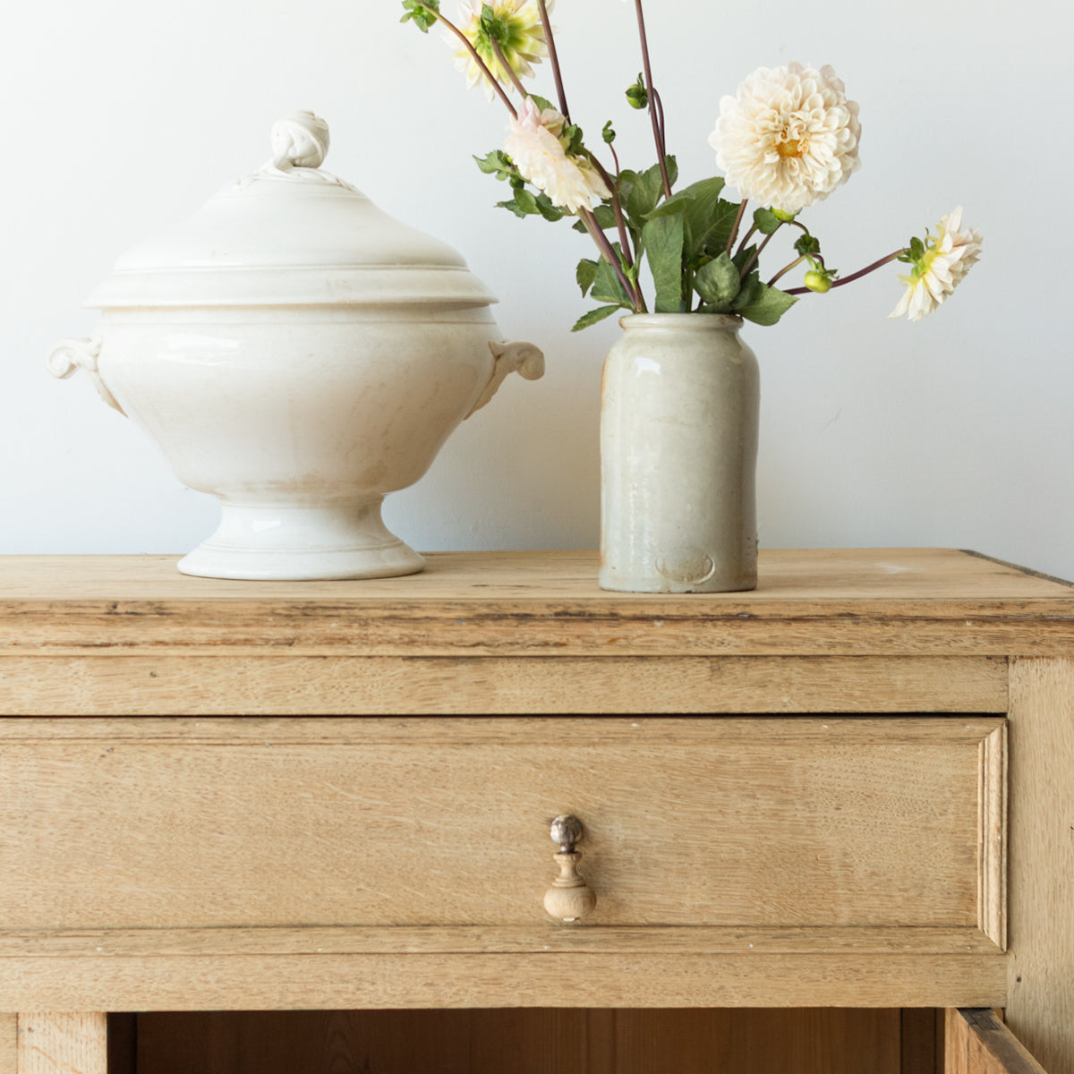Commode parisienne en chêne