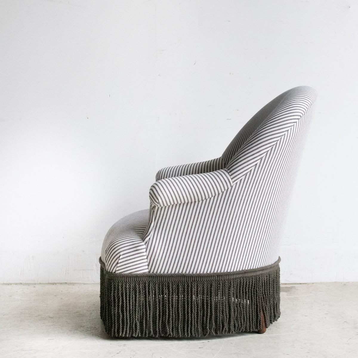 Fauteuil Crapaud vintage | Rayures à coutil