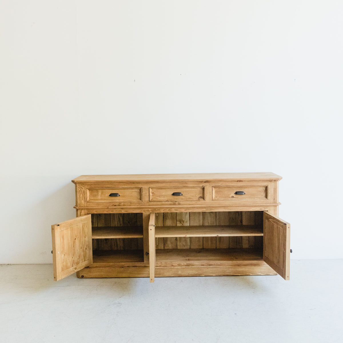 Buffet et bahut en bois récupéré