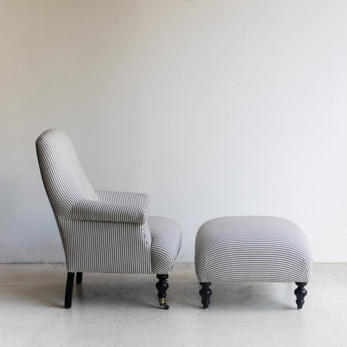 Fauteuil et ottoman Bellecour