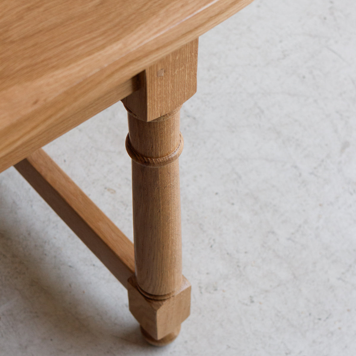 Table de ferme ovale en chêne