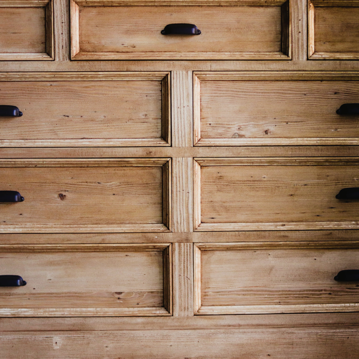Commode en bois récupéré