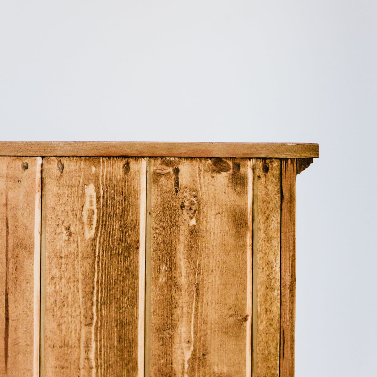 Commode en bois récupéré