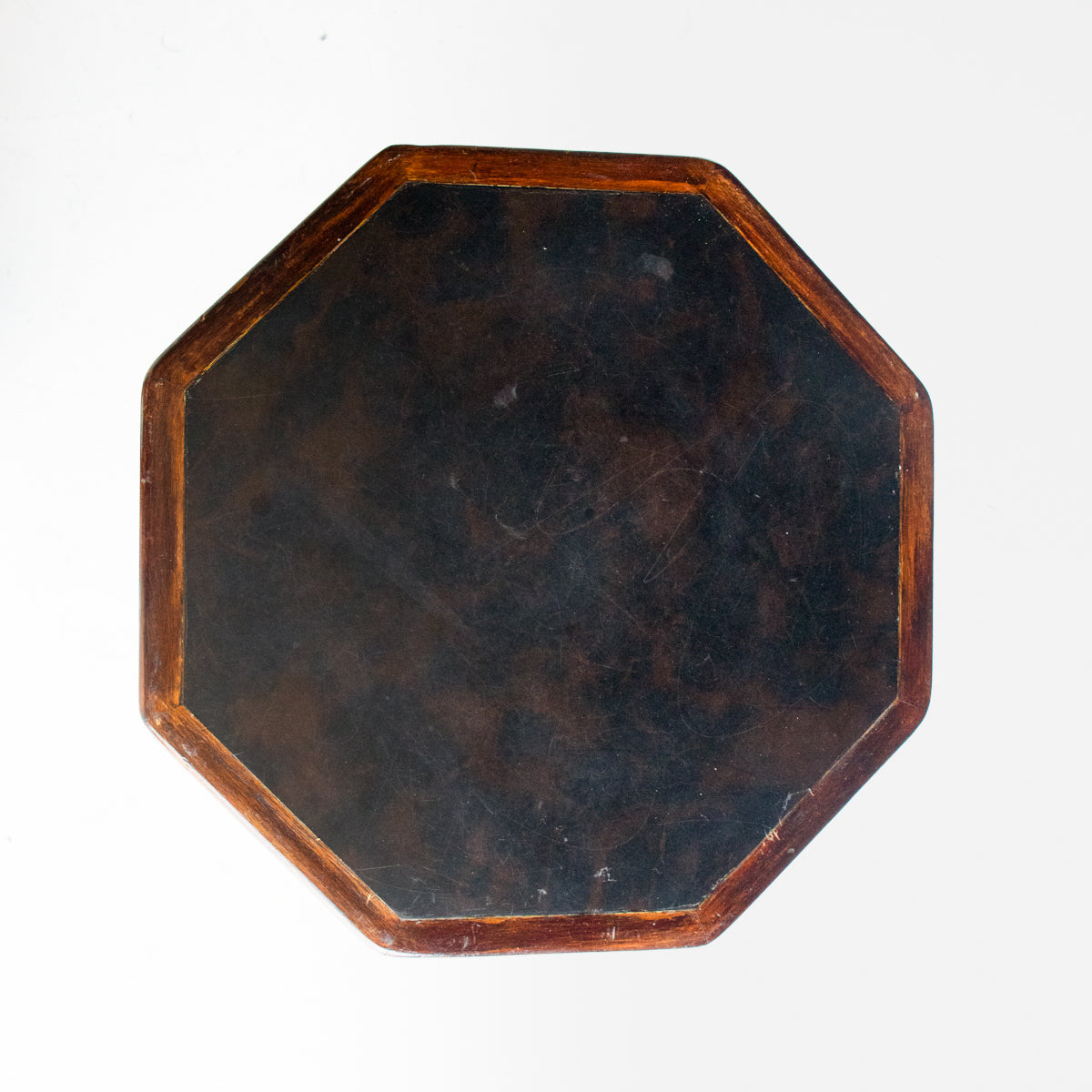 Paire de petites tables de bistrot