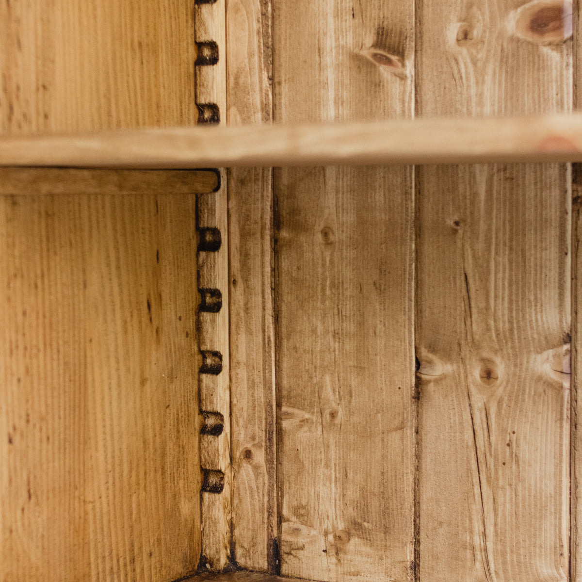 vaisselier en bois récupéré