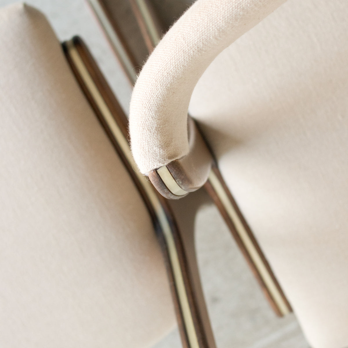 Paire de chaises Baumann Kangaroo