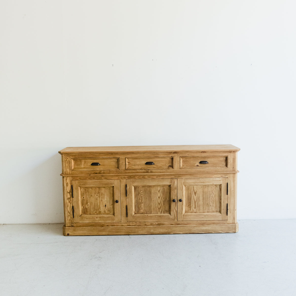 Buffet en bois récupéré