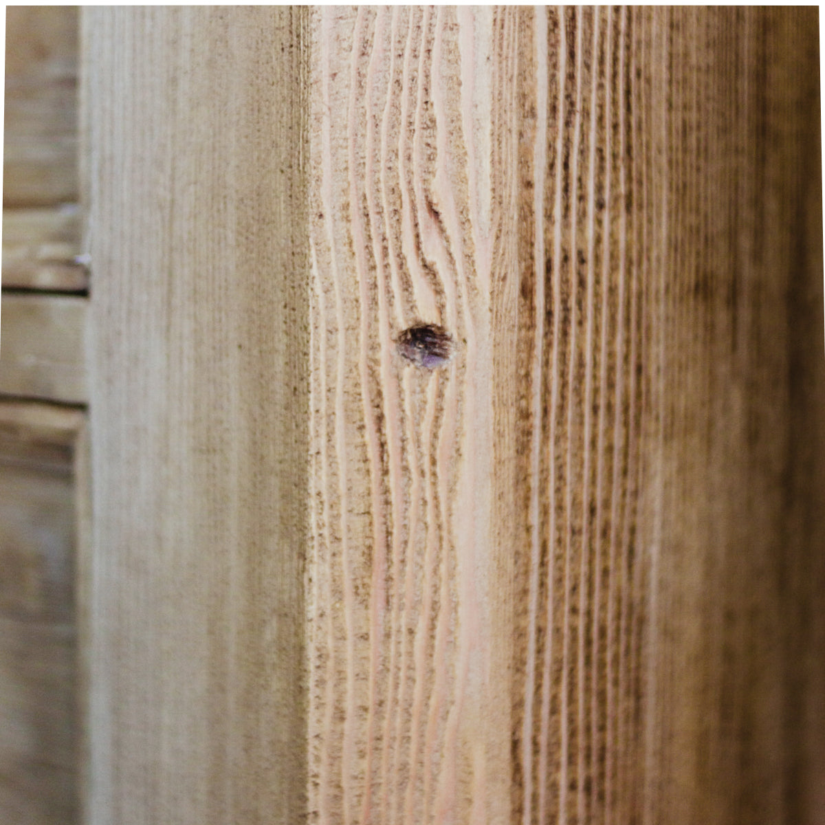 Commode en bois récupéré