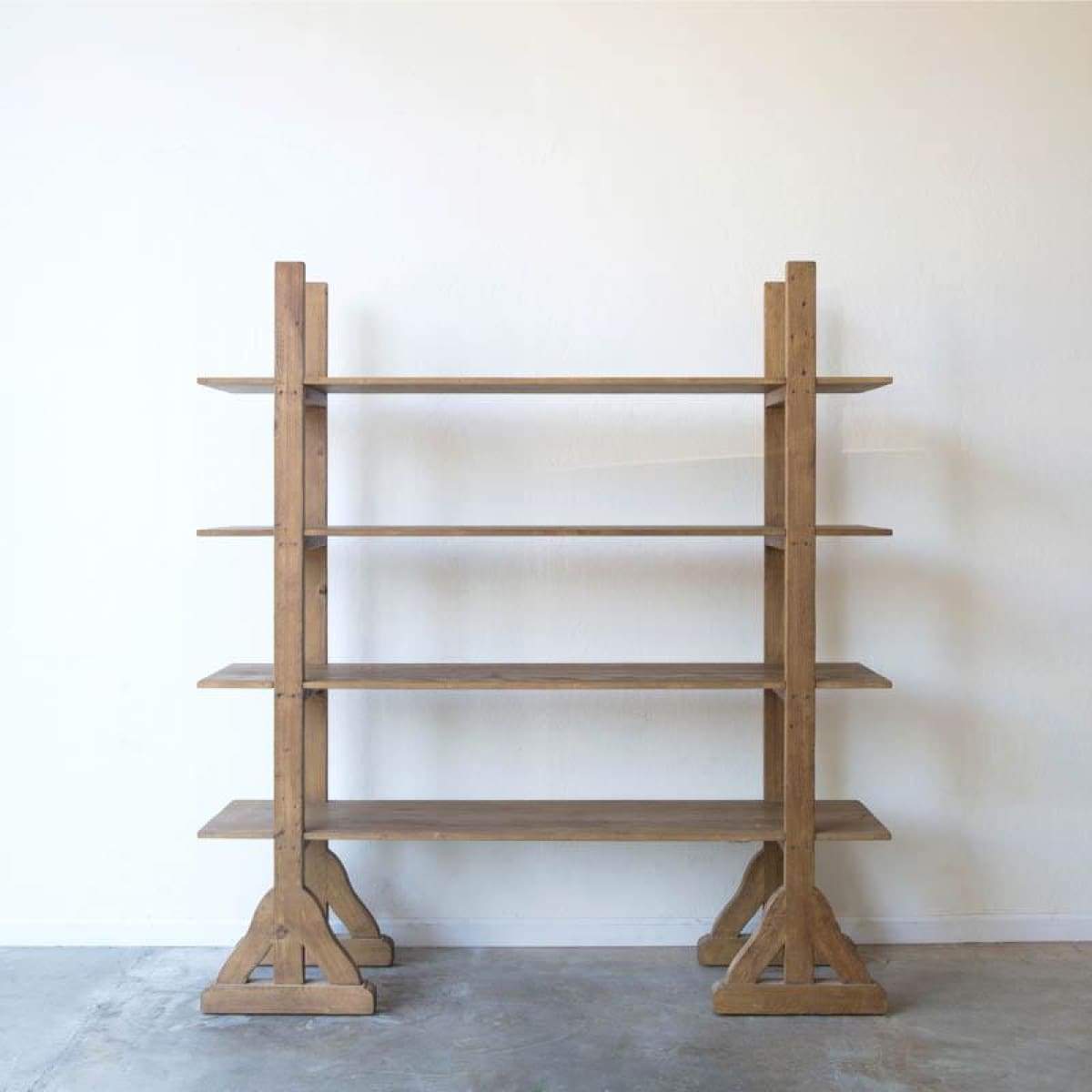 Étagère en bois récupéré