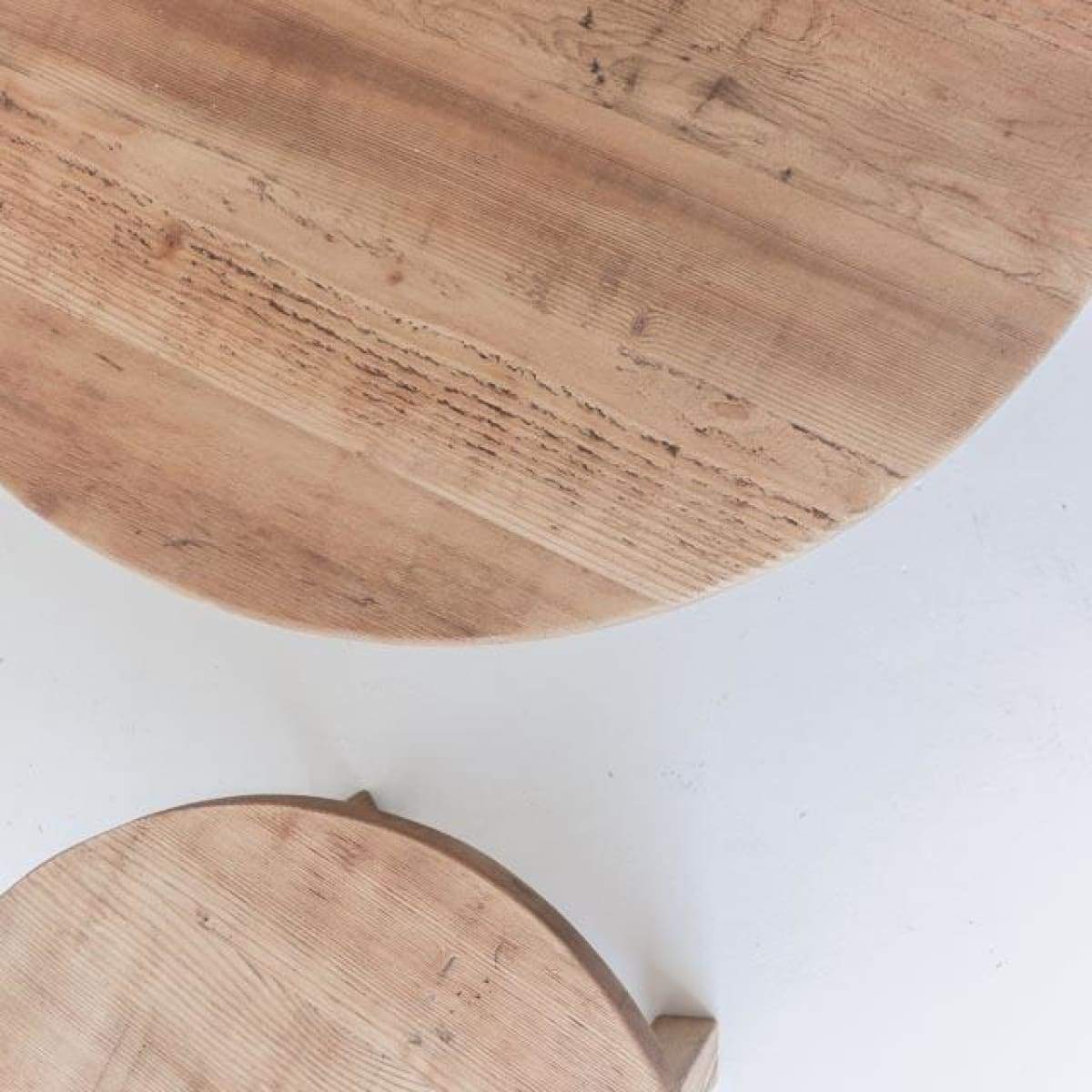 Table basse ronde en bois récupéré