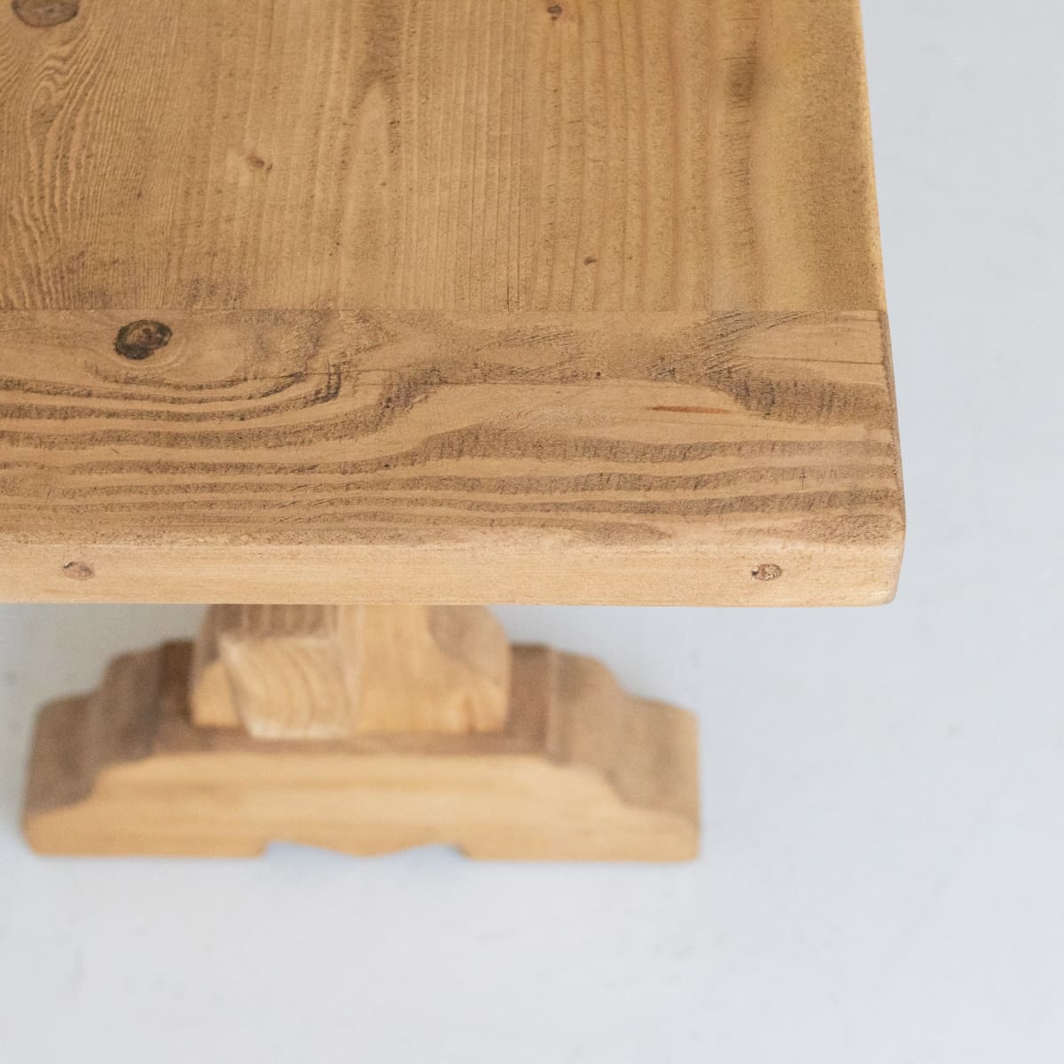 Console de monastère en bois récupéré