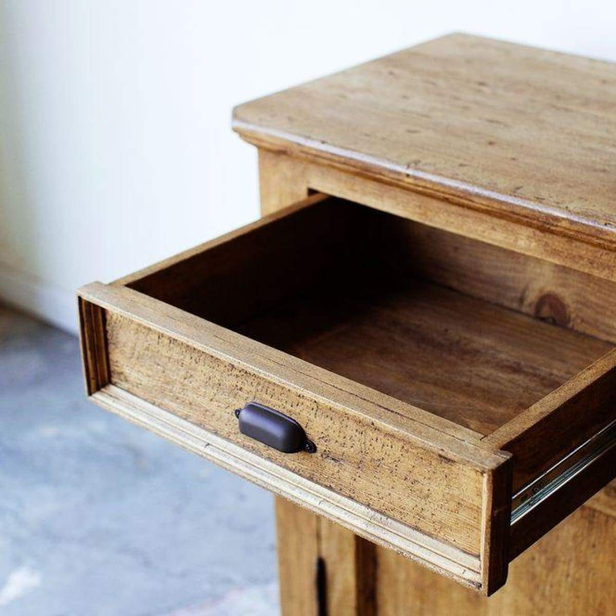 Buffet en bois récupéré