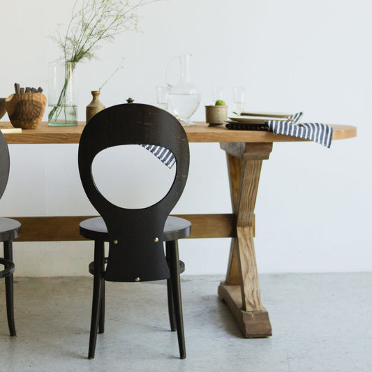 Table à tréteaux ovale en bois récupéré