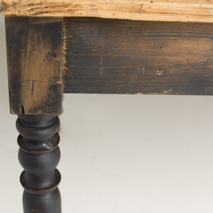 Grande table à manger antique