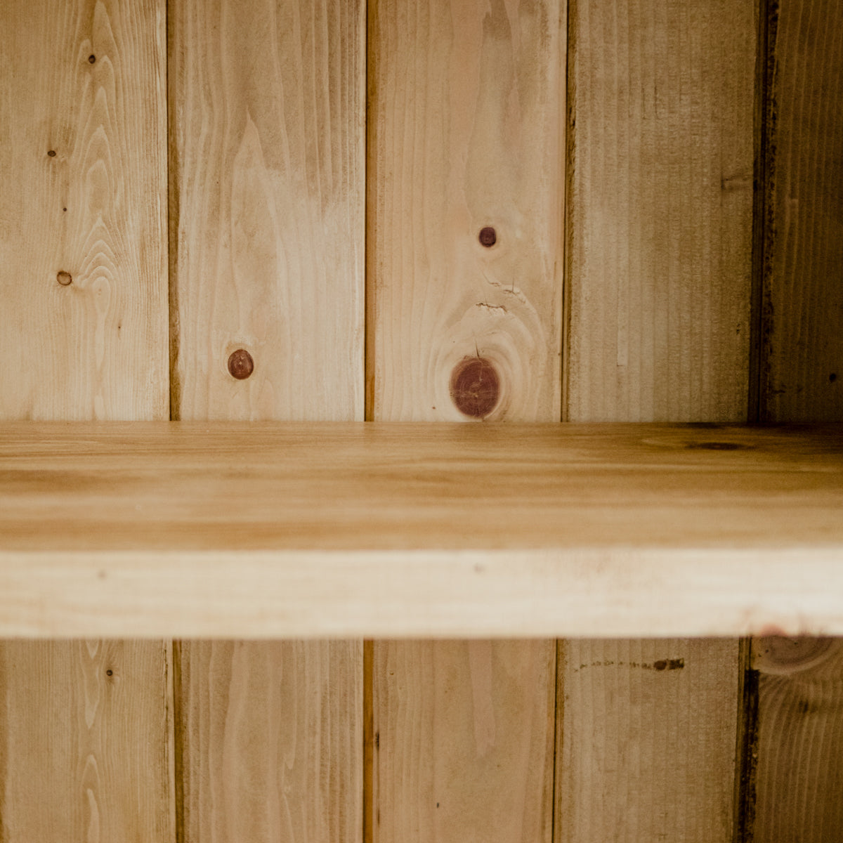 Bibliothèque en bois récupéré Robin