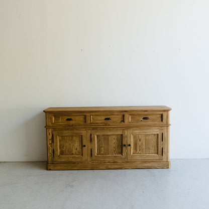 Buffet en bois récupéré