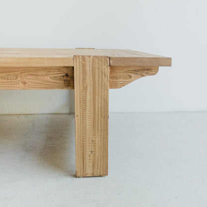 Table basse de ferme en bois récupéré