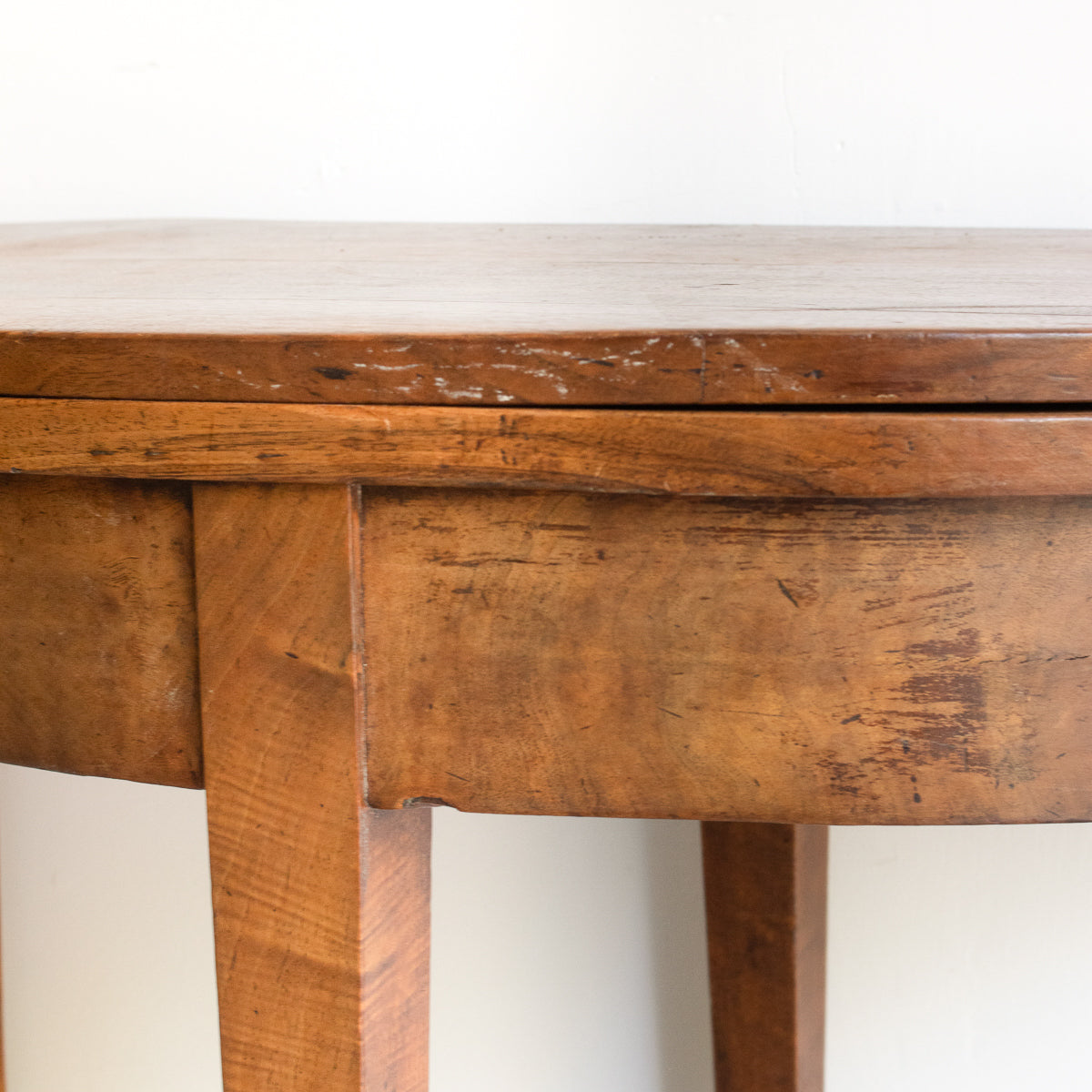 Table pliante demi-lune en noyer