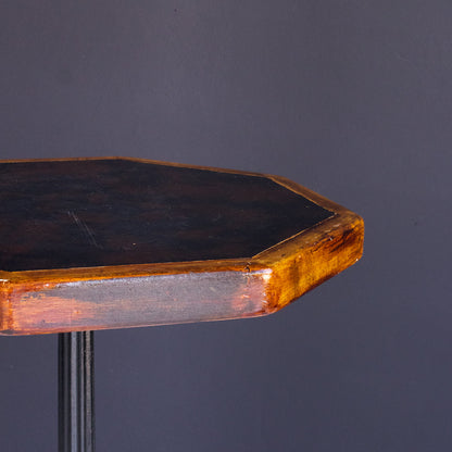 Paire de petites tables de bistrot