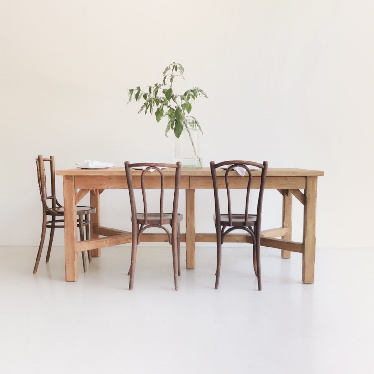 Table de travail en bois récupéré de style ferme