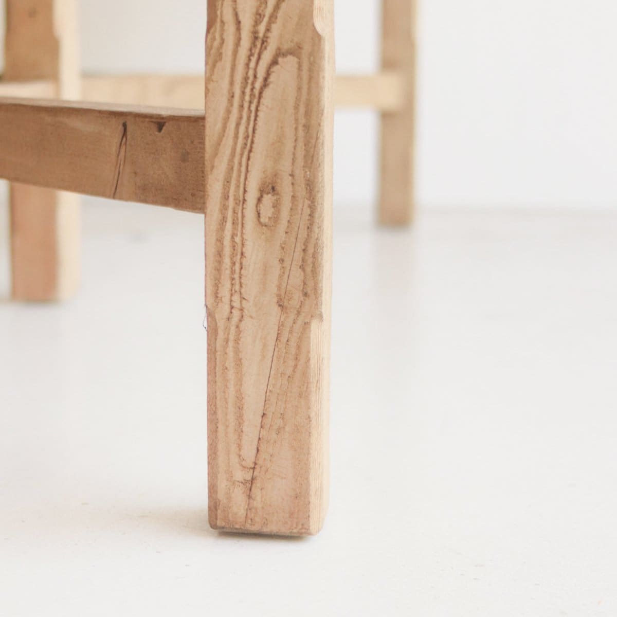 Table de travail en bois récupéré de style ferme