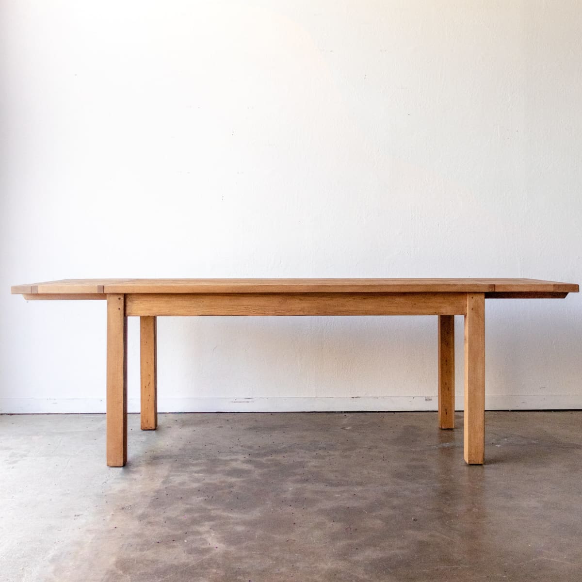 Table de ferme en bois recyclé d'inspiration française | Édition Slim