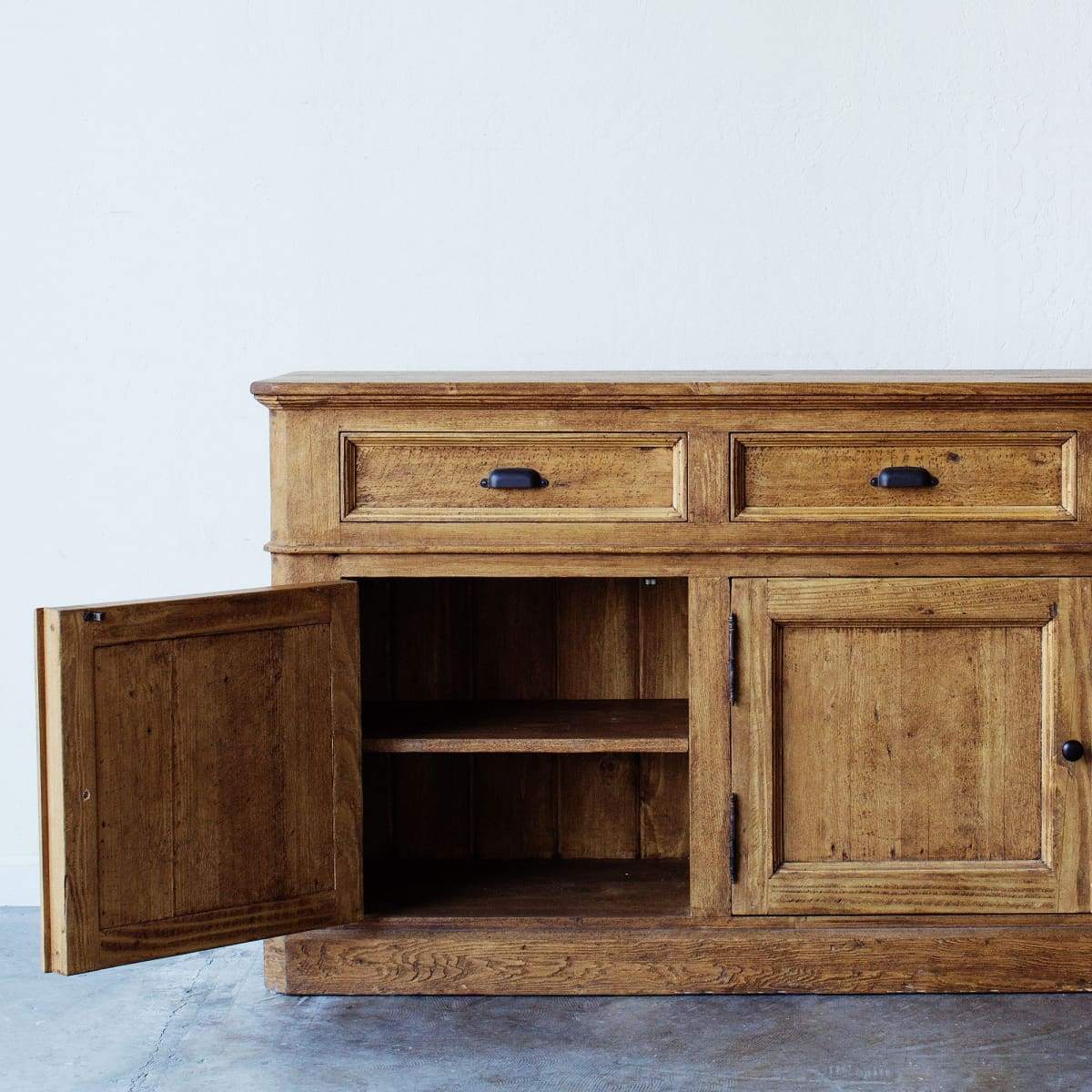 Buffet en bois récupéré