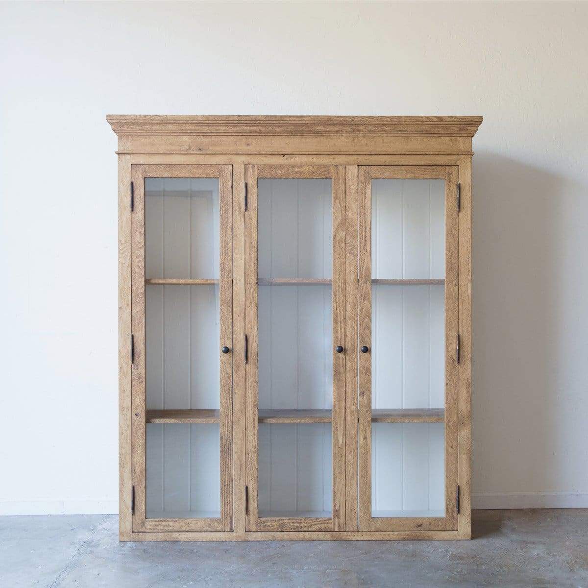 Armoire à porcelaine en bois récupéré