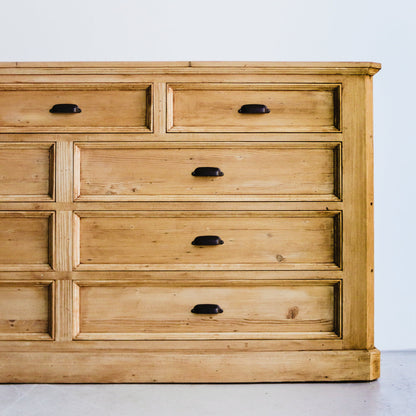 Commode en bois récupéré