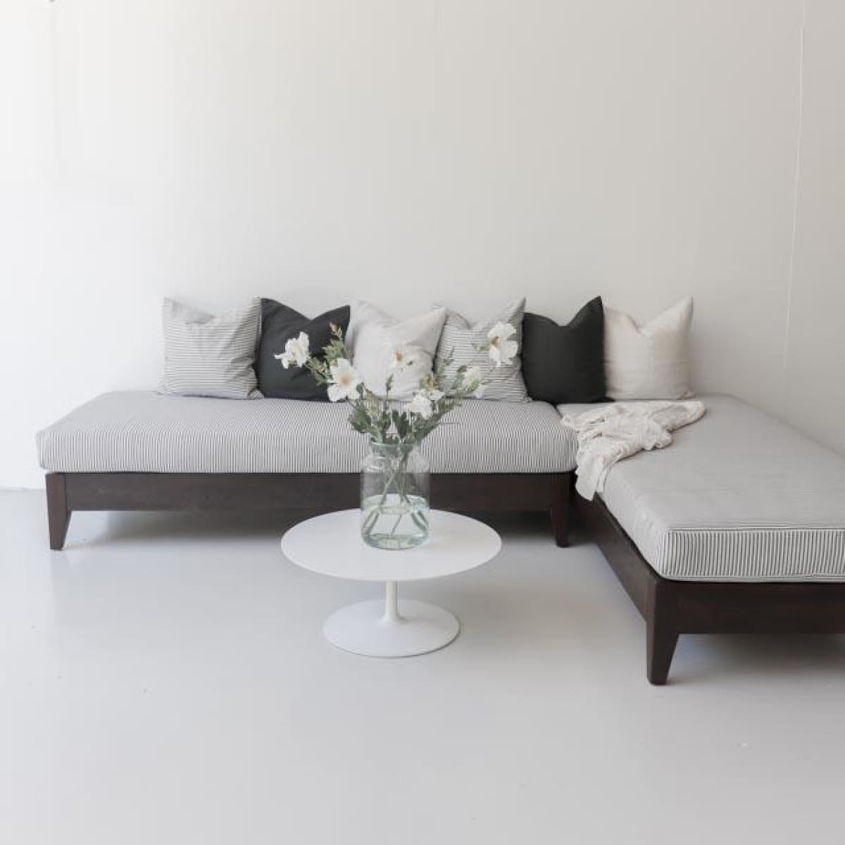 Chaise longue marocaine en bois récupéré 