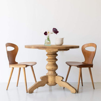 Table sur pied en bois récupéré